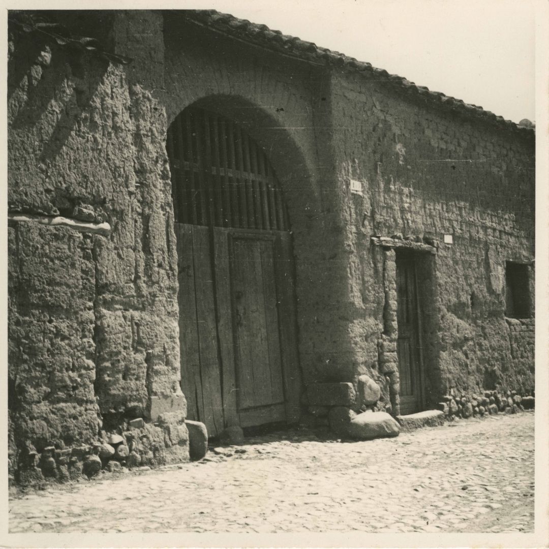 Vico Mossa Fotografie d’Architettura_189 serramanna portale
